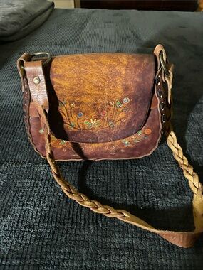 Vintage Brown Leather Crossbody Bag with Multicolor Floral Embroidery